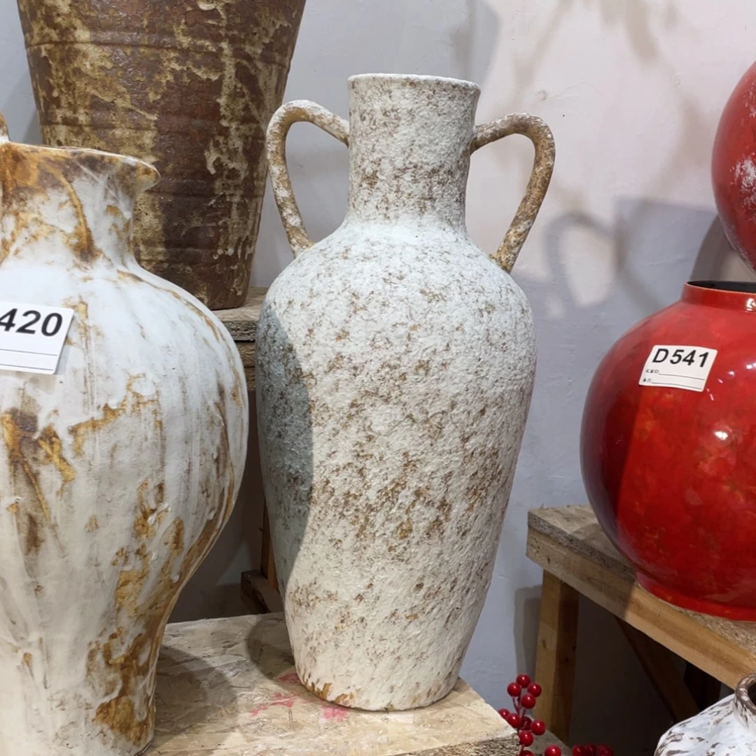 白泥花瓶景德镇陶瓷艺术研究院