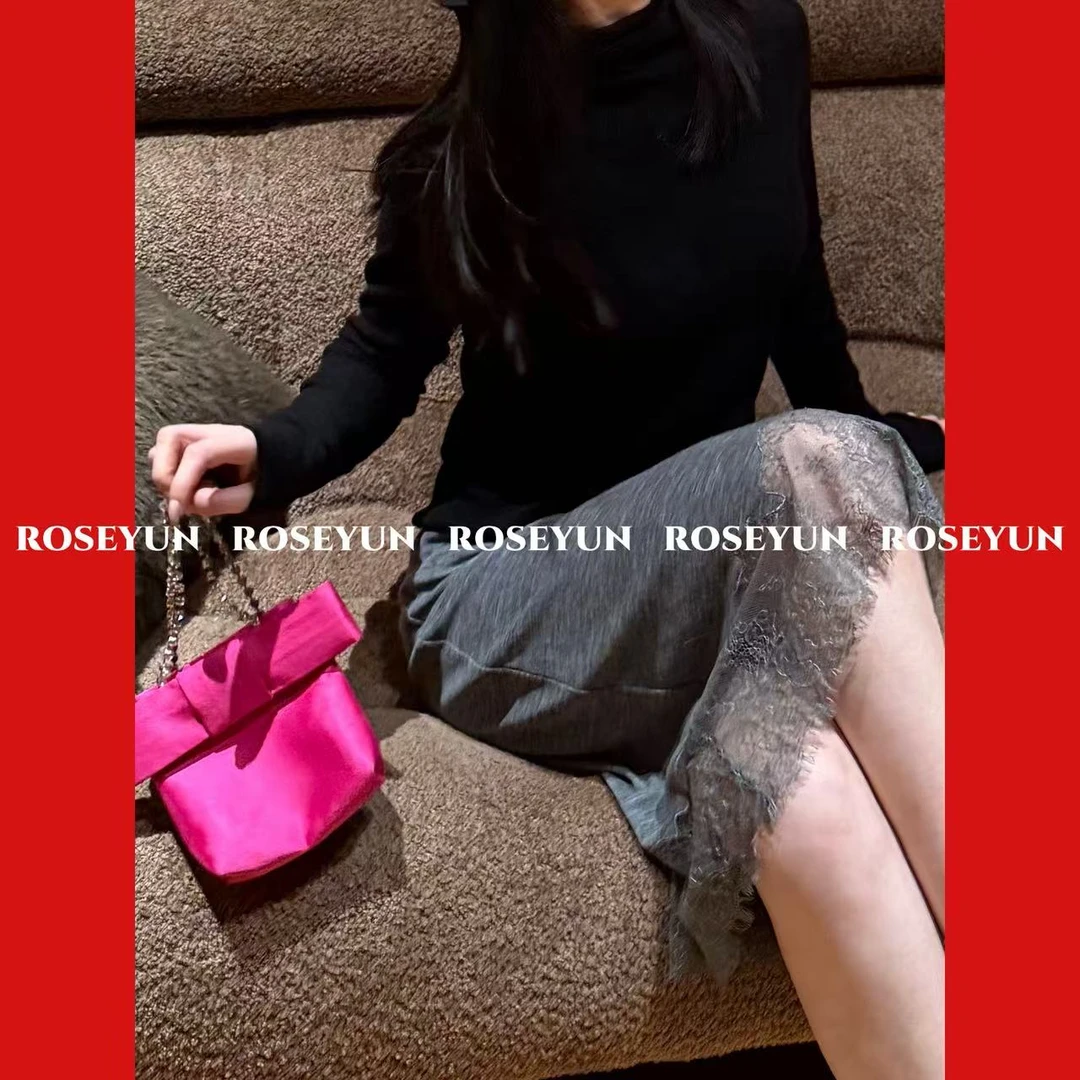 【Rose Yun】三醋酸羊绒无缝一体高领无缝一体打底上衣  JY0004