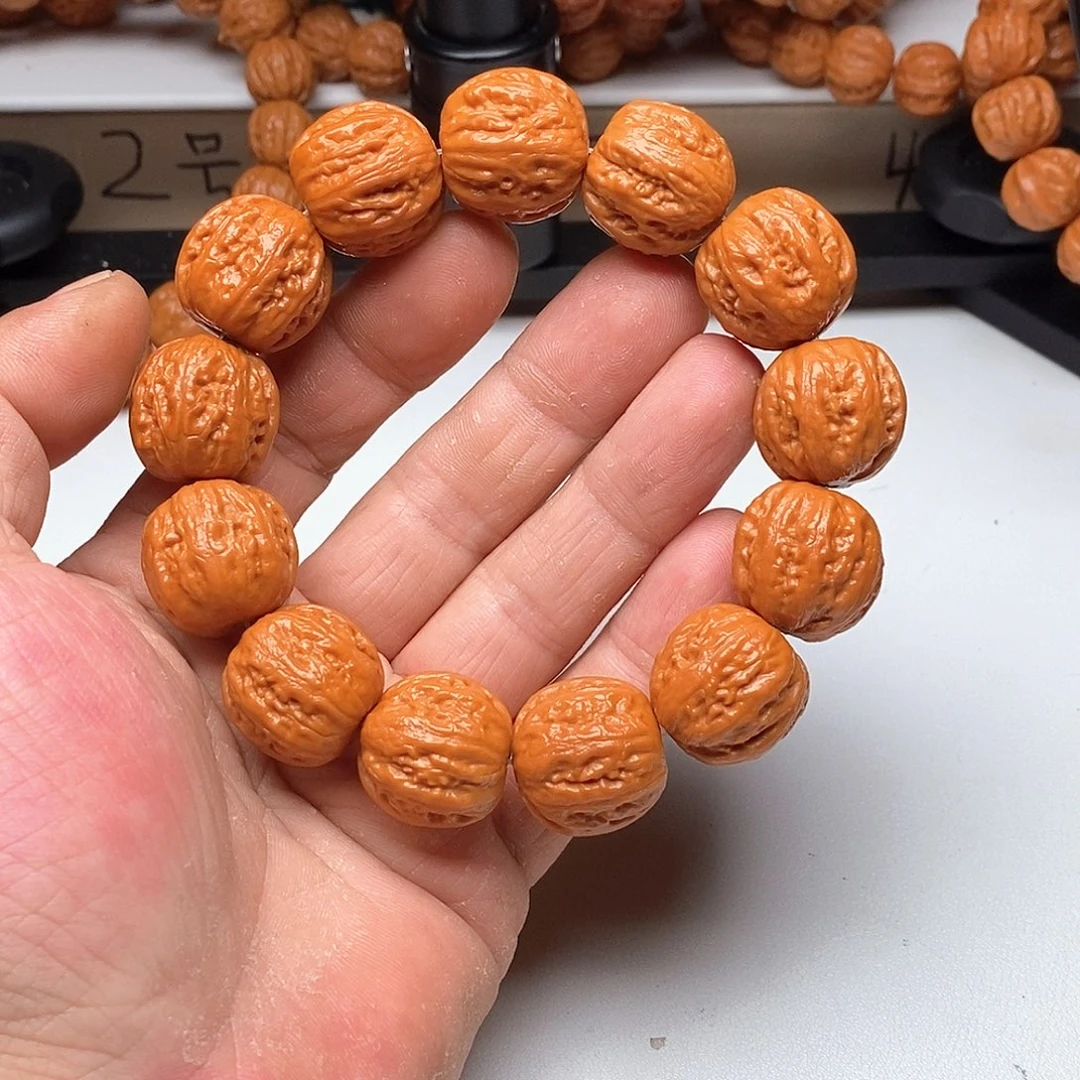 大叶紫檀（黑酸枝木类）