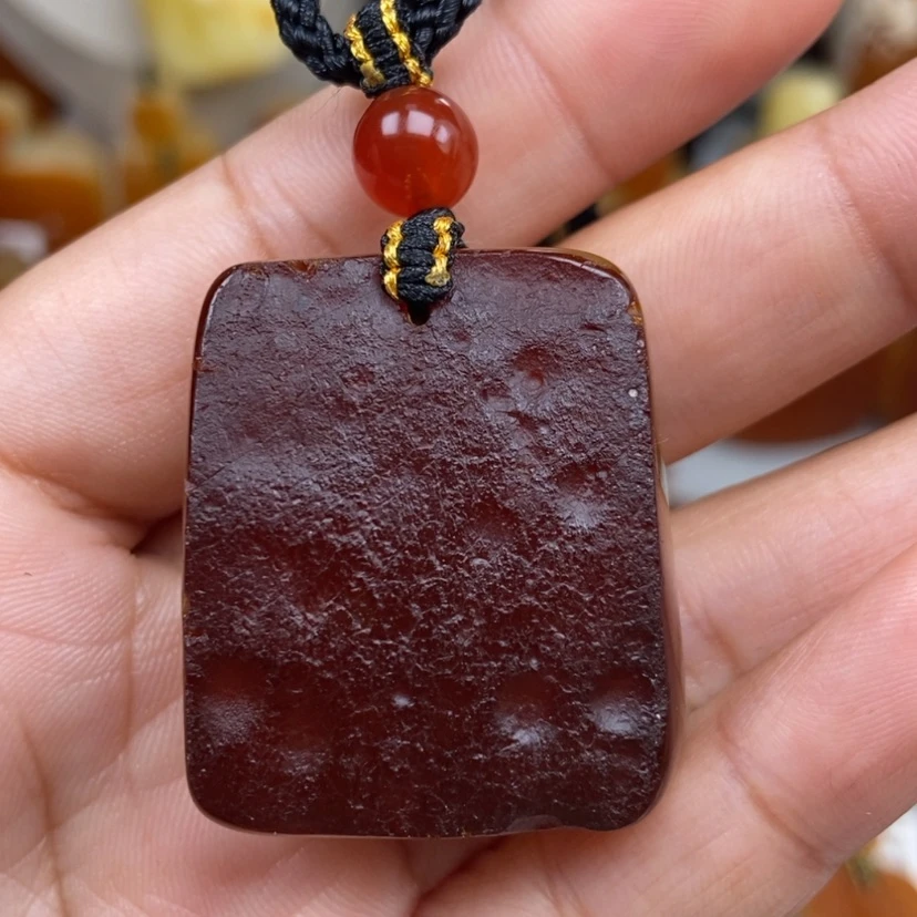 【闪购商品】琥珀颈饰未镶嵌