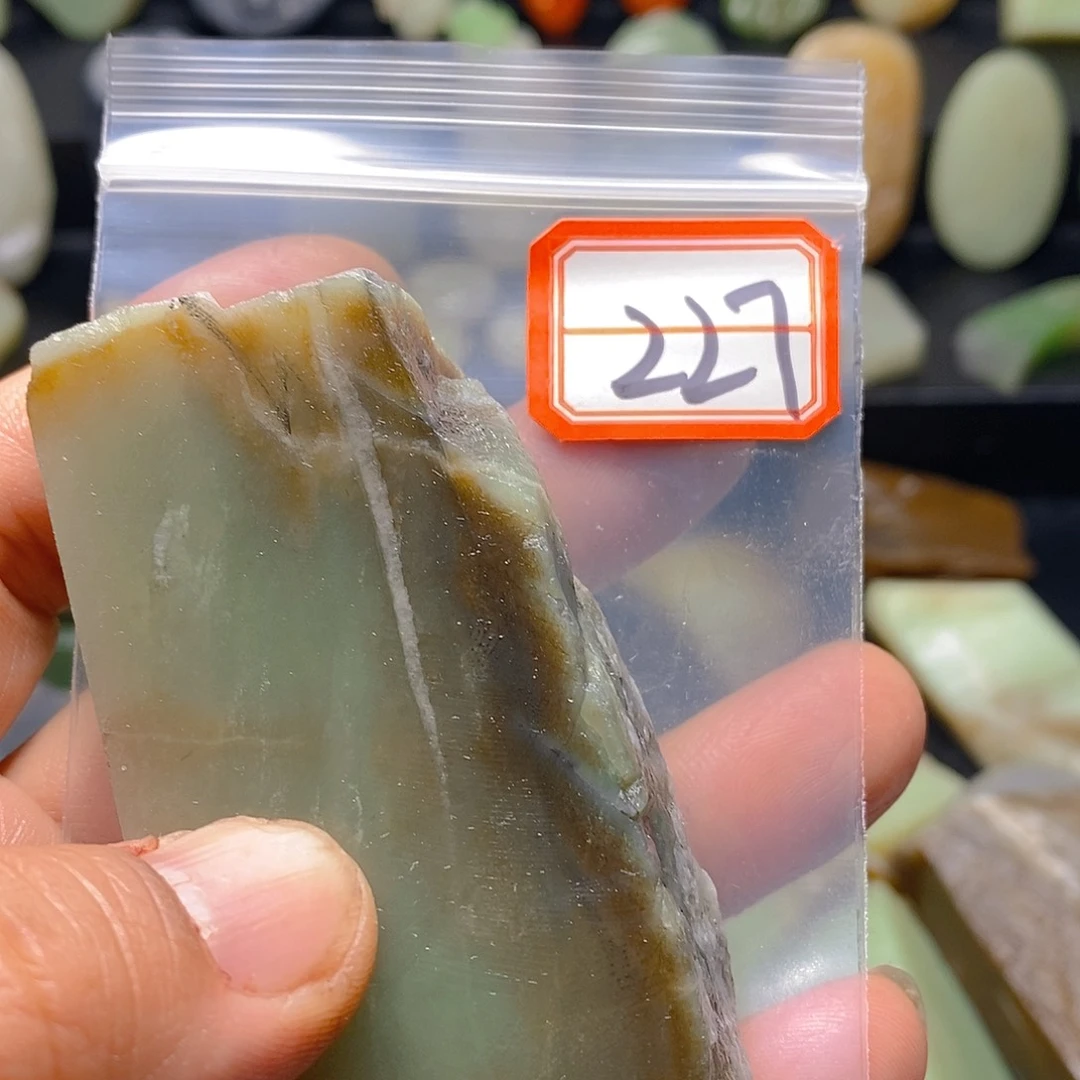 御***清和田玉（糖玉）未镶嵌珠宝半成品