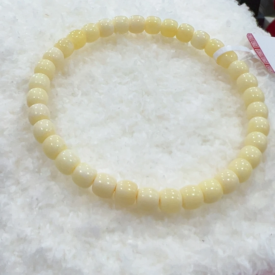 蜜蜡手链未镶嵌5.5m 奶白浓蜡未品控