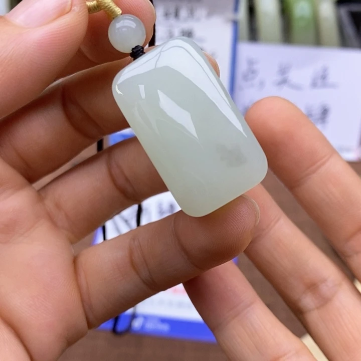 未镶嵌和田玉挂件