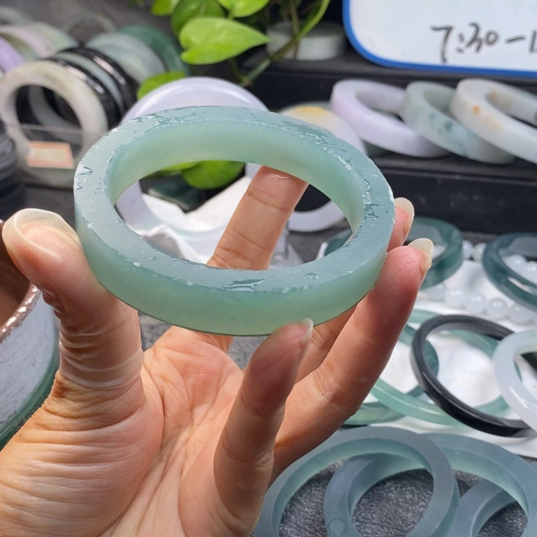 旺***森未镶嵌63.5定制翡翠