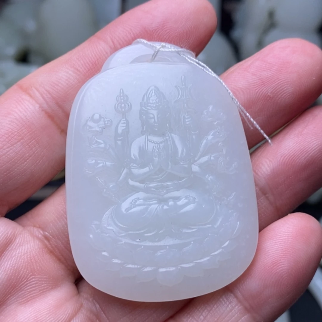 【闪购商品】颈饰未镶嵌和田玉（糖玉）