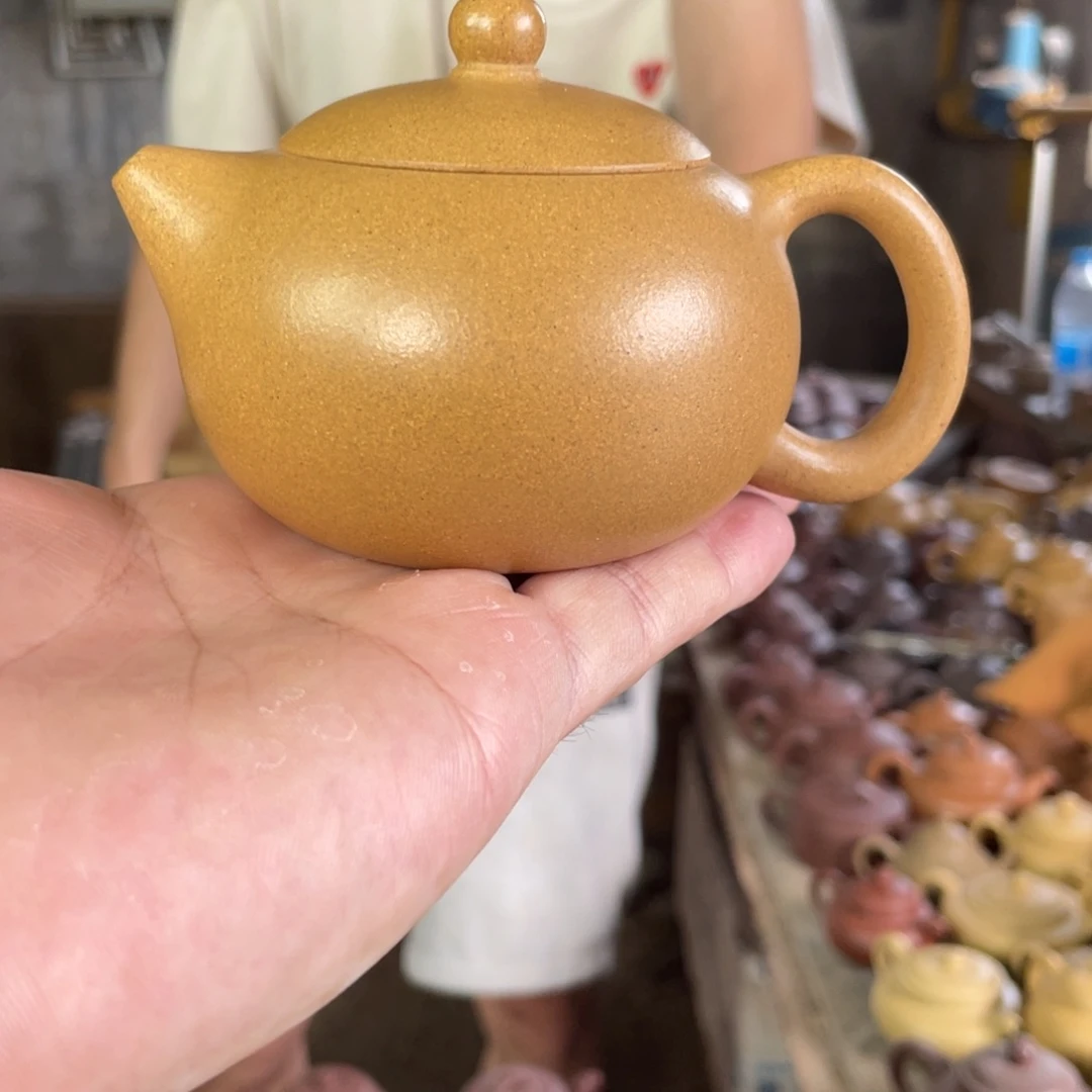 茶壶紫砂LZX。 黄金段。  西施。 160CC