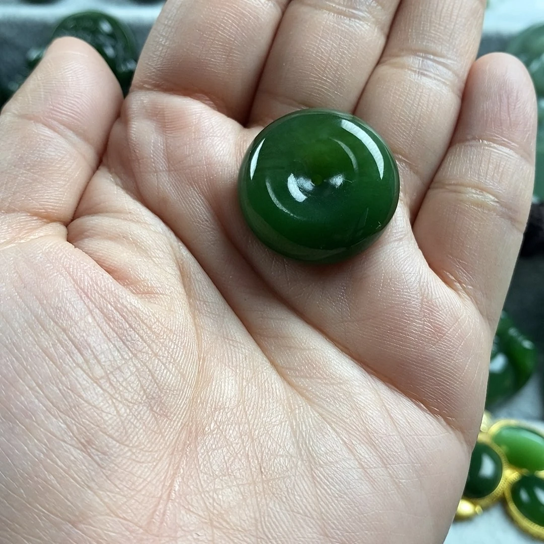 和田玉（碧玉）未镶嵌颈饰25