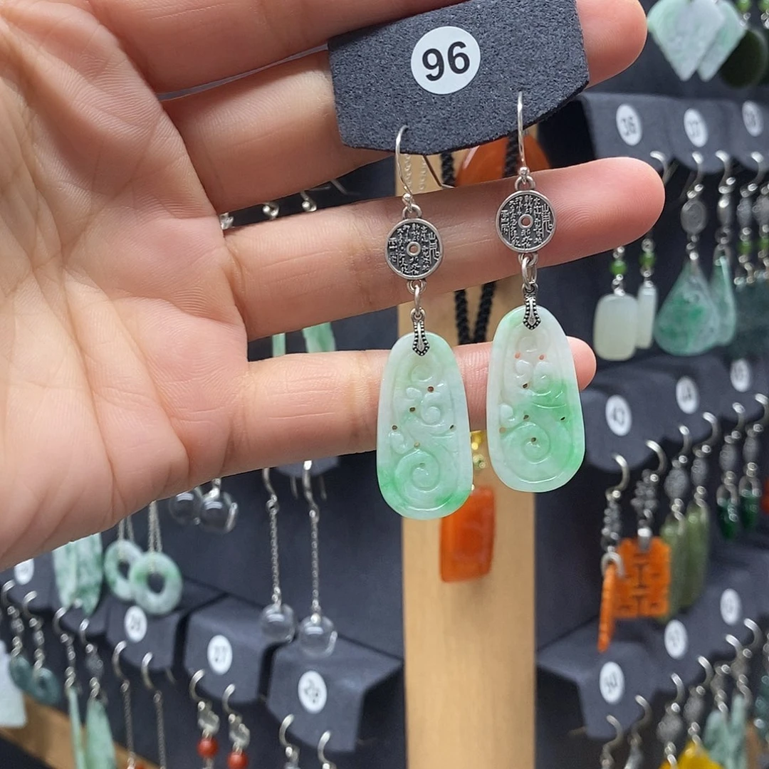 花***生翡翠银S925镶嵌耳饰