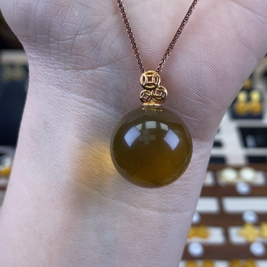 未镶嵌琥珀裸石成品