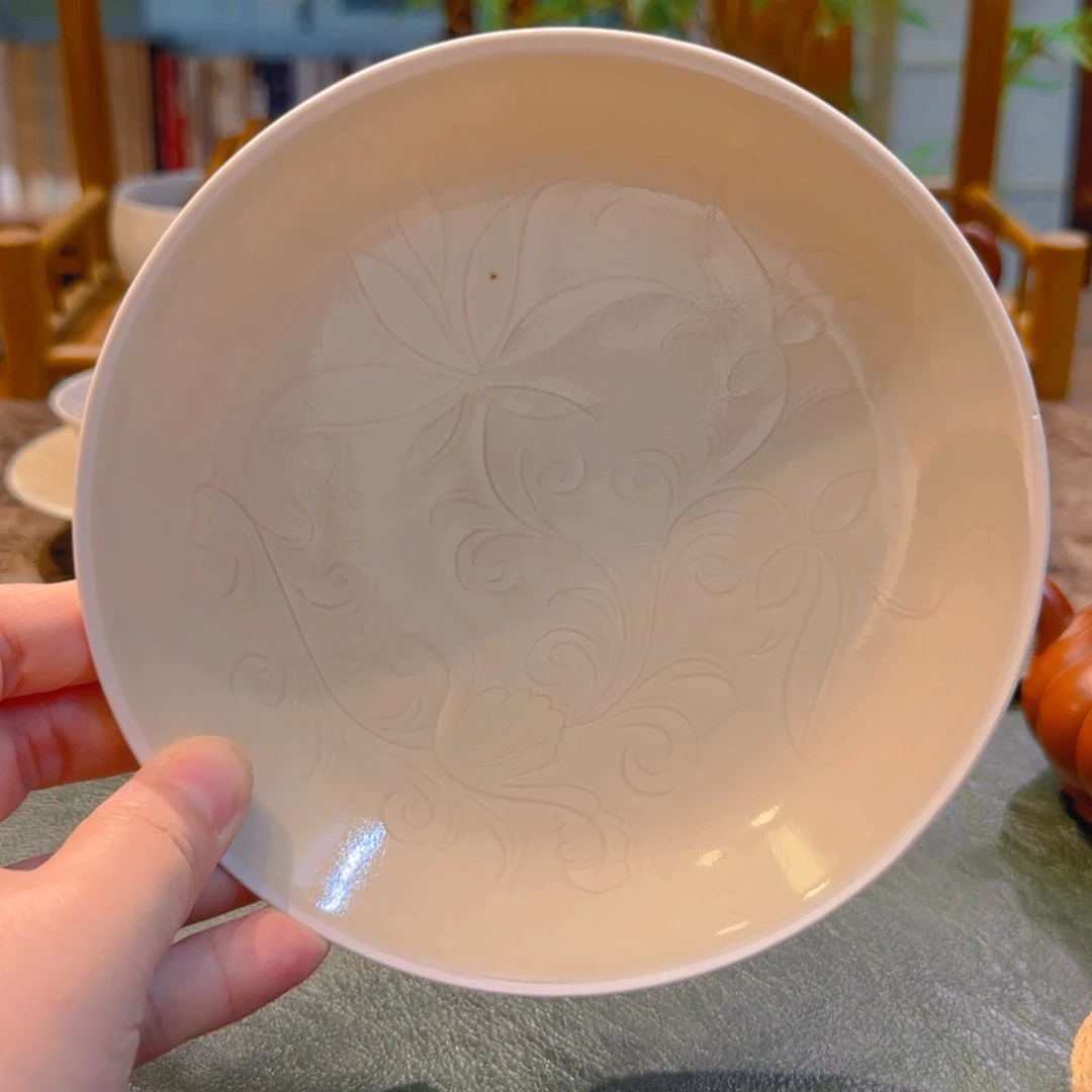 微瑕仿古壶承 莲纹 口16.2
