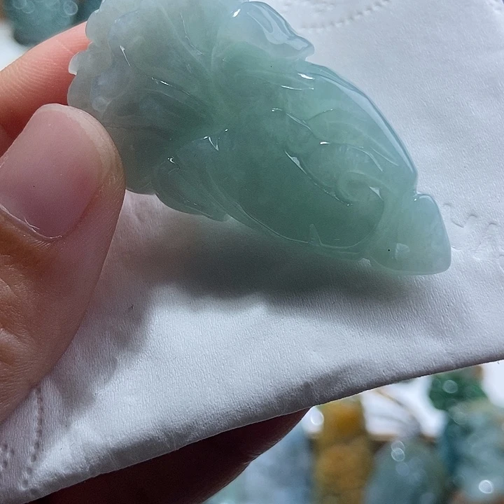 颈饰未镶嵌翡翠天然翡翠玉石雕刻