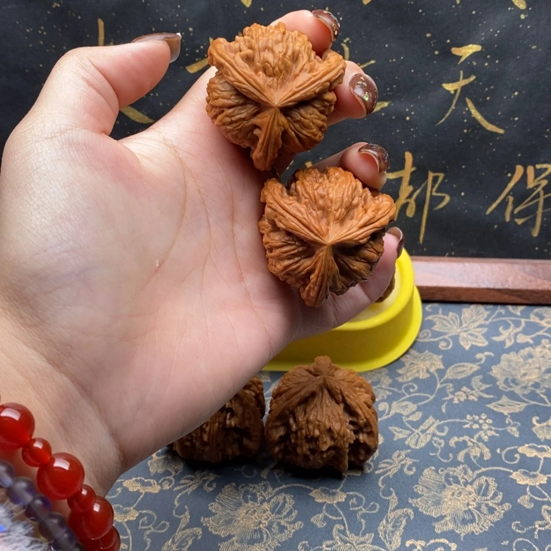 吊坠文玩核桃豆*啊