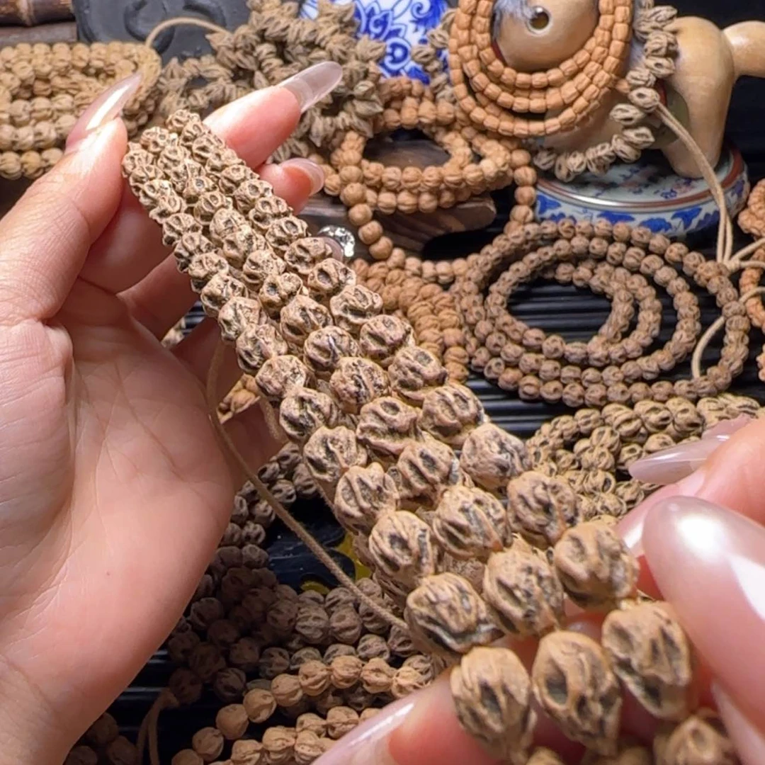 【闪购商品】吊坠柏香籽/百香籽被***嘴