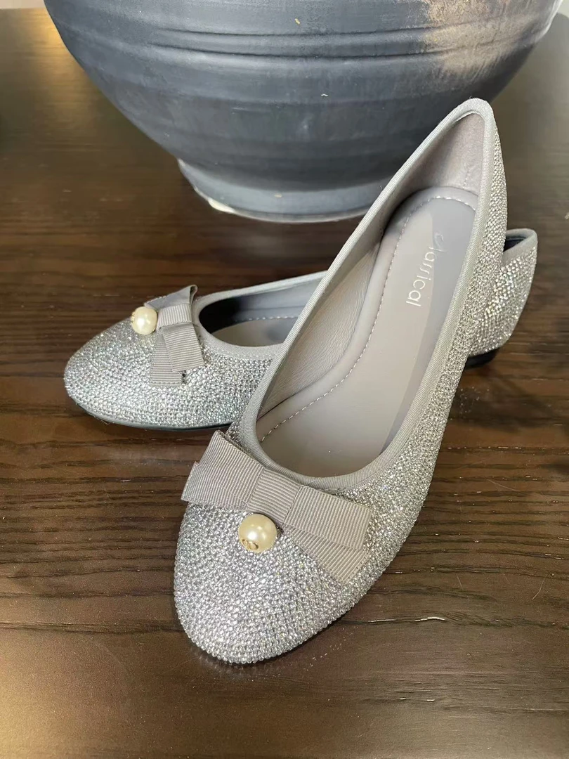 单鞋方头耐磨平跟搭扣浅口时尚银色女鞋鞋子气质满钻细跟百搭