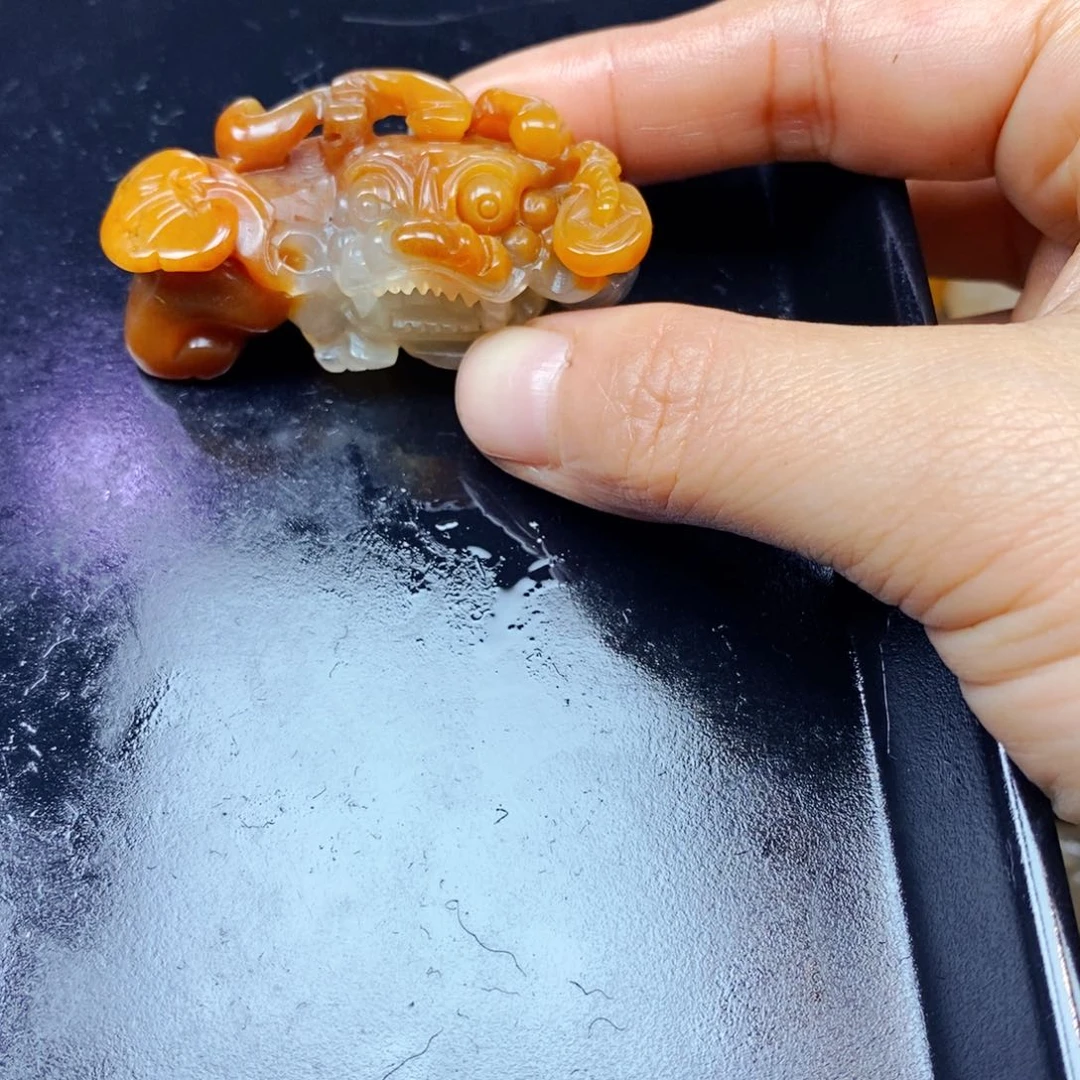 石英质玉（黄龙玉）未镶嵌吊坠(不含链)