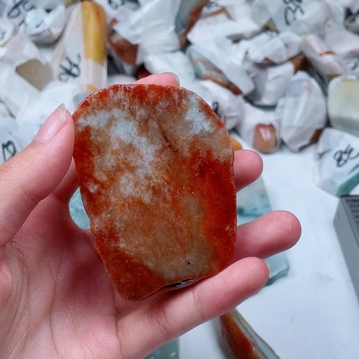 文***生颈饰未镶嵌翡翠翡翠