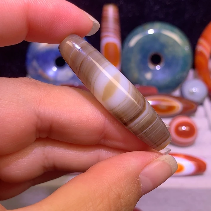 未镶嵌玛瑙/玉髓珠宝奇石