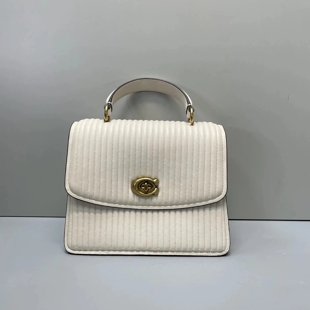 95新 COACH/蔻驰 Parker23白色手提链条斜跨包23x18x10cmD122006