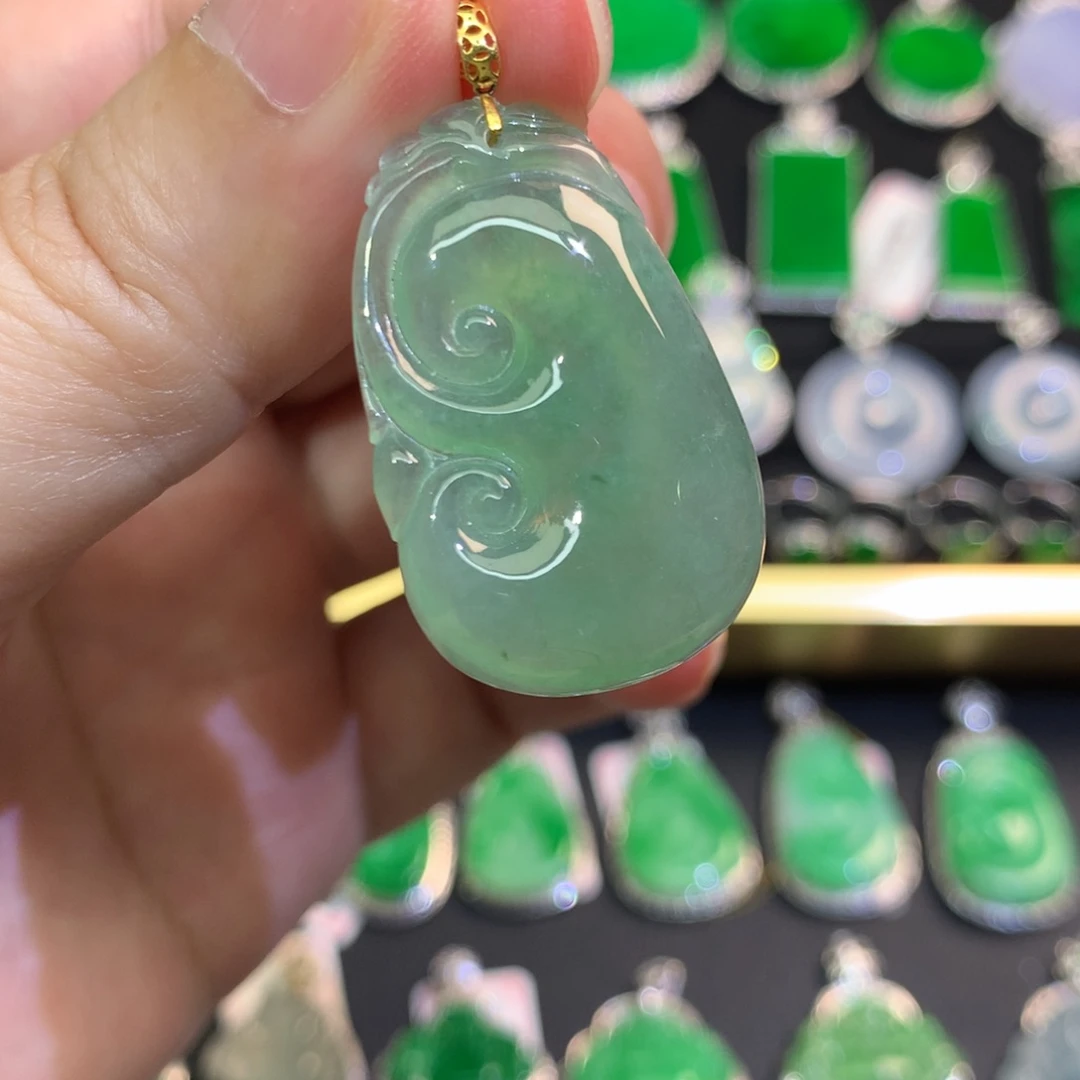 翡翠18K金镶嵌吊坠(不含链)
