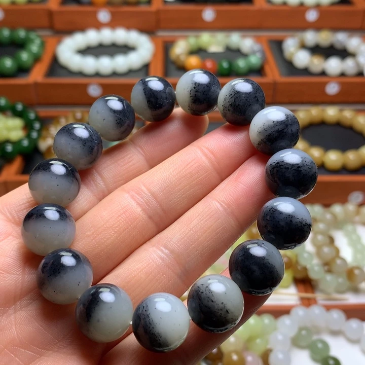 和田玉手串未镶嵌