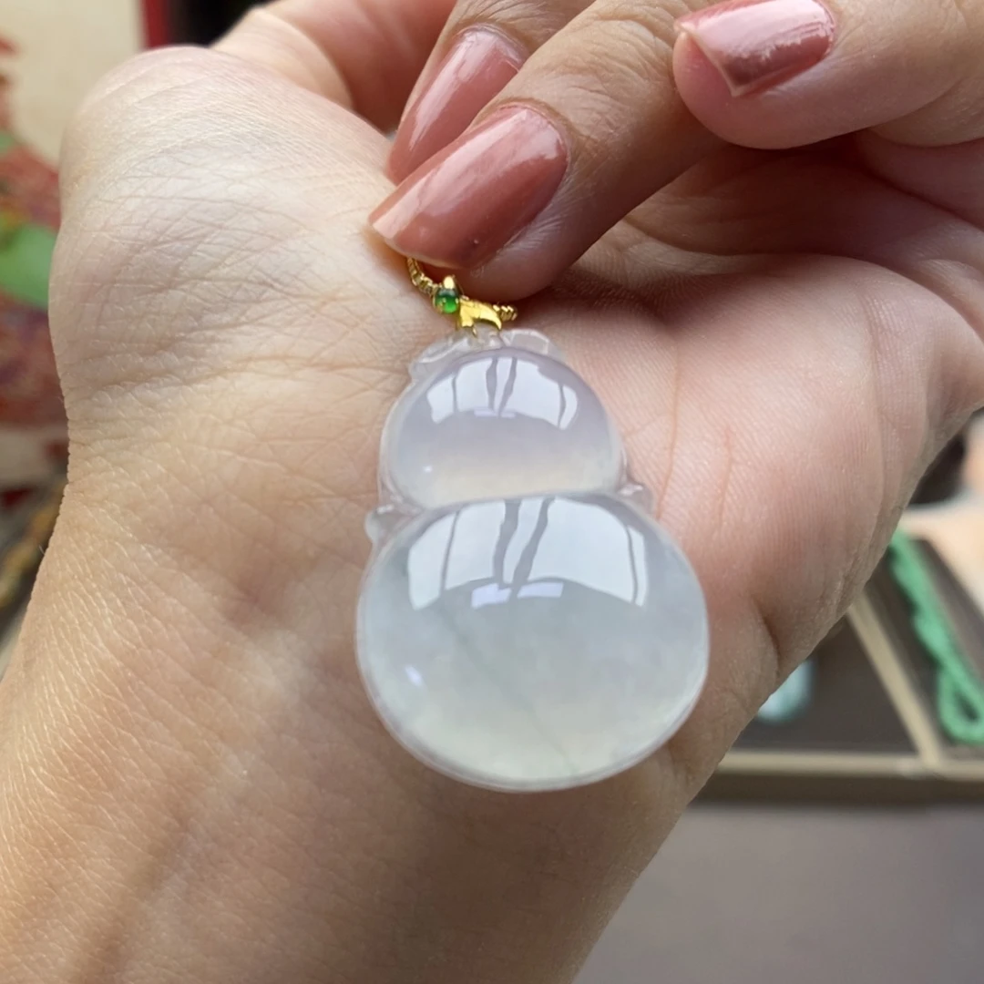 翡翠18K金镶嵌颈饰吊坠40