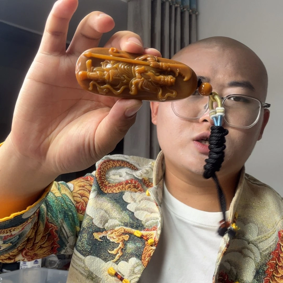 三***漠石英质玉（黄龙玉）未镶嵌多样性发货，发其一