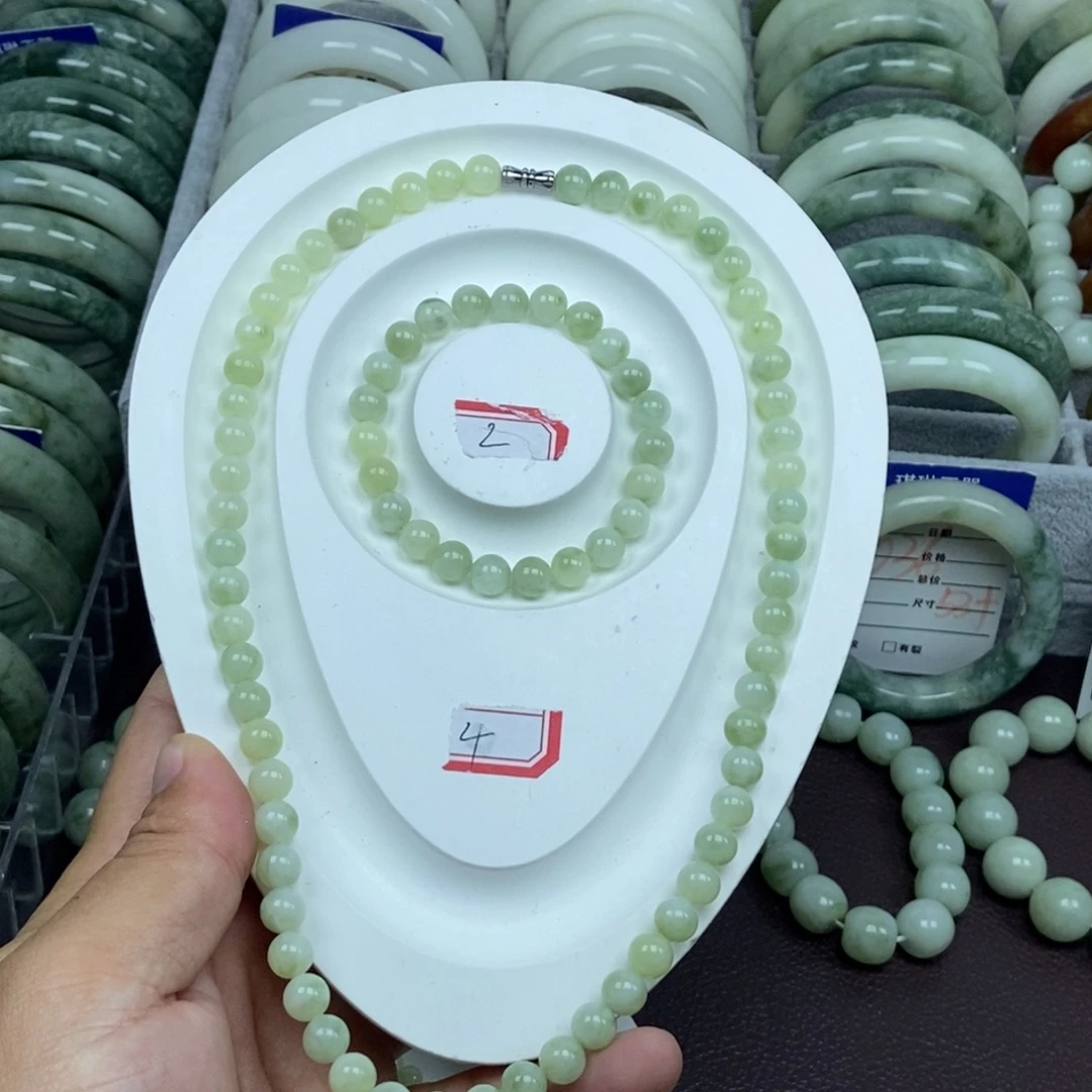 蛇纹石玉未镶嵌手链