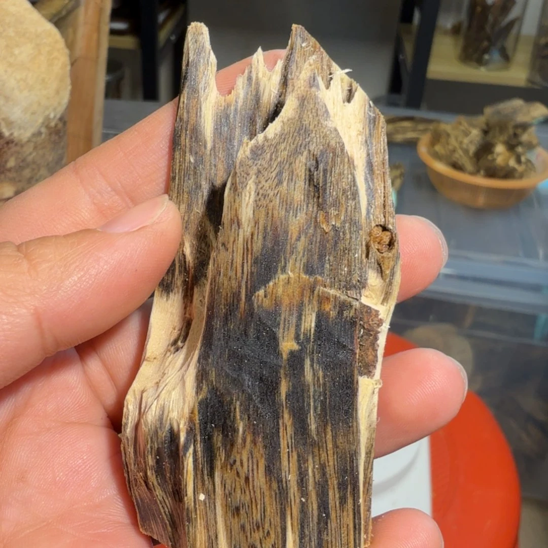 白奇沉香块料沉香