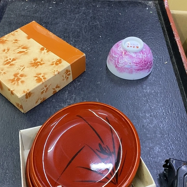 庄***三玲珑堂精品百货商行