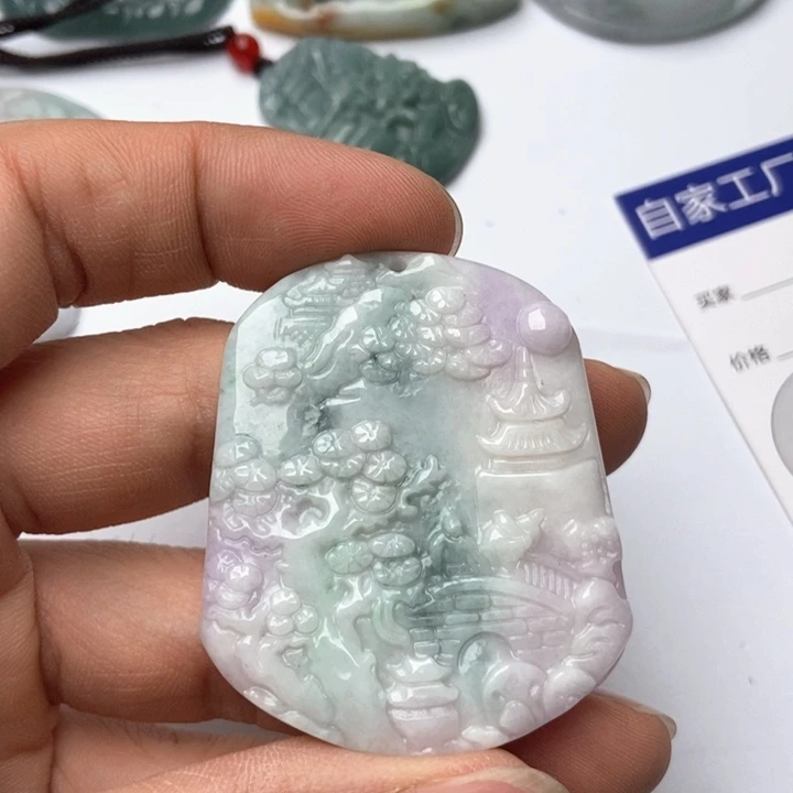 翡翠颈饰未镶嵌翡翠