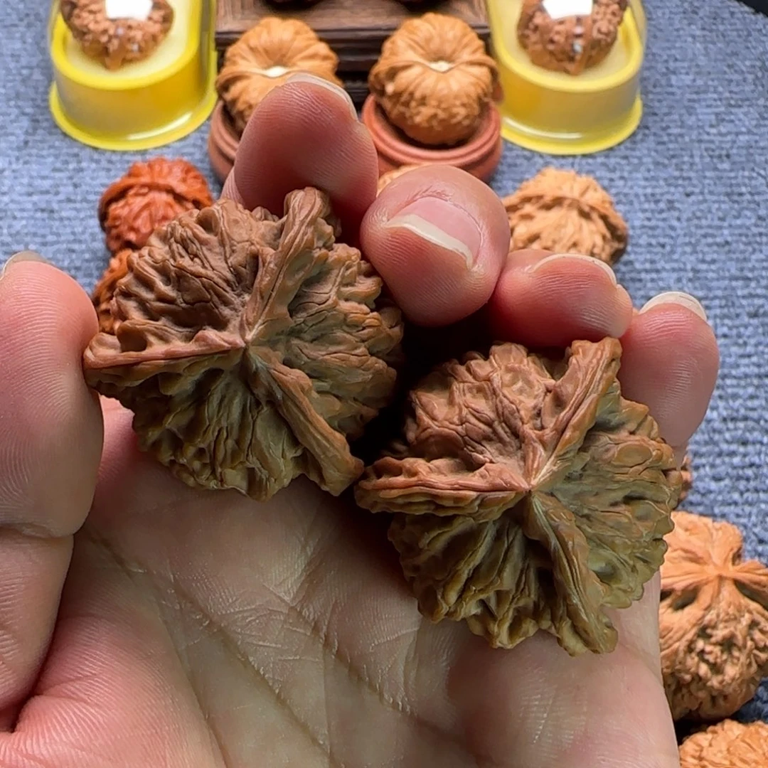 把件桃核文玩核桃盘山正奔