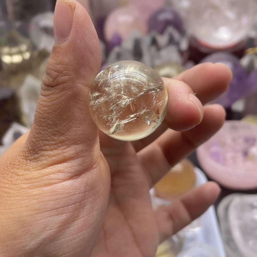 狗***孩水晶未镶嵌珠宝半成品197