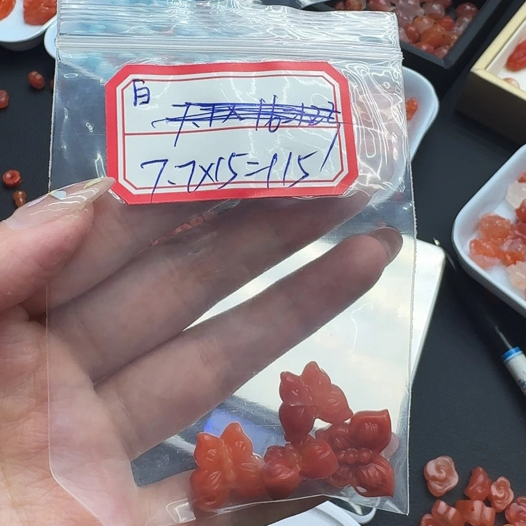 颈饰未镶嵌南红玛瑙165