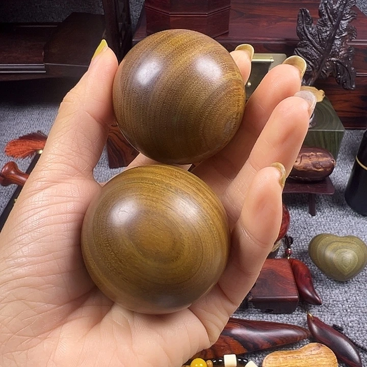 维腊木（绿檀）手球