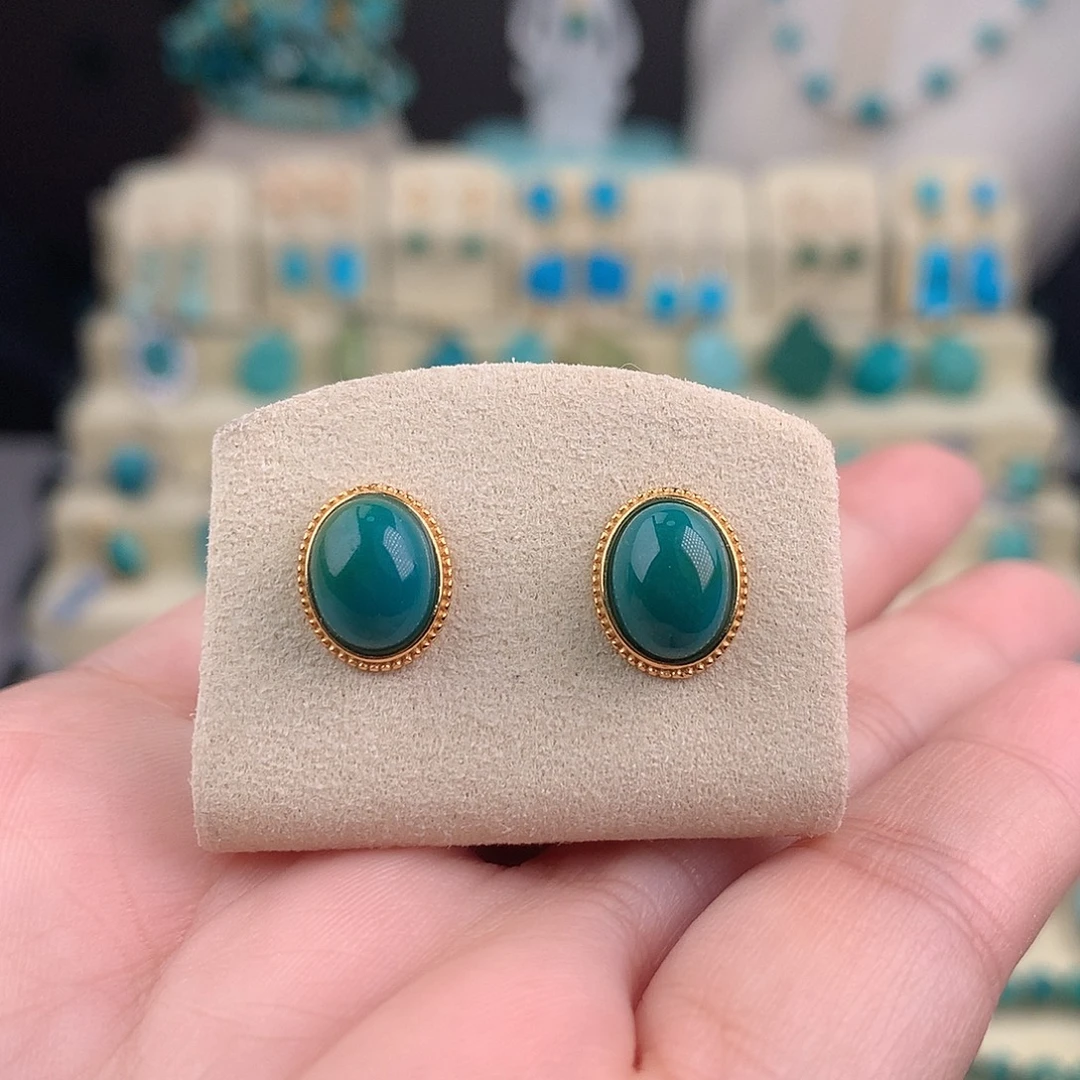 绿松石未镶嵌耳饰