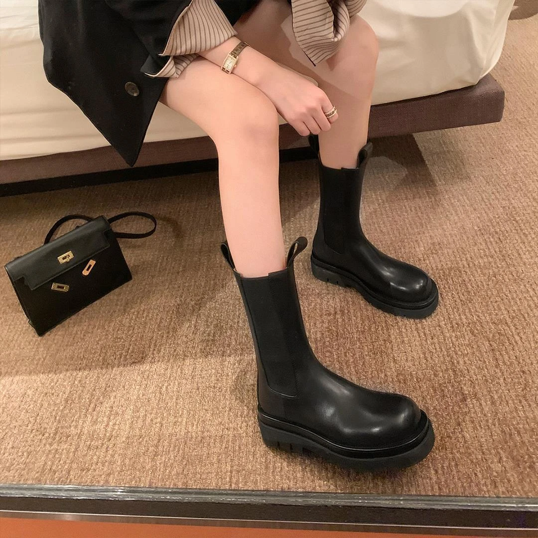 苏茵茵sheii厚底时尚百搭黑色弹力烟筒靴女中筒加绒马丁靴骑士靴