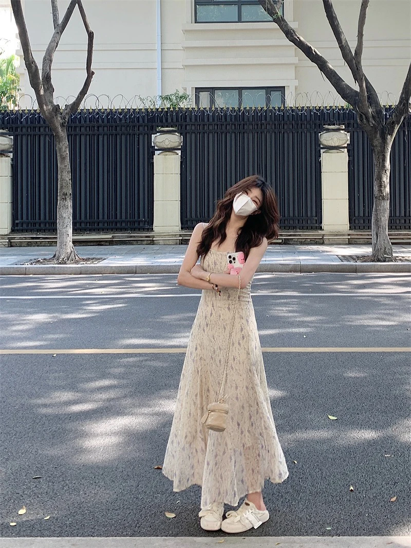 黄柠鸢尾花高级感吊带裙连衣裙小众设计感法式气质长裙
