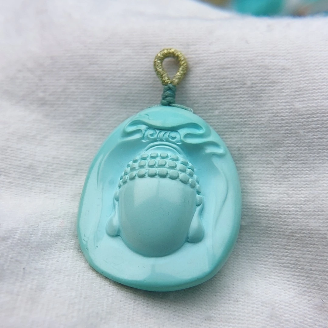 绿松石未镶嵌颈饰