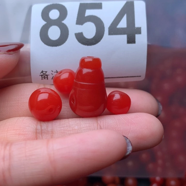 南红玛瑙手链未镶嵌十**人