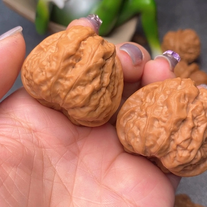 文玩核桃吊坠娃娃39.40.09