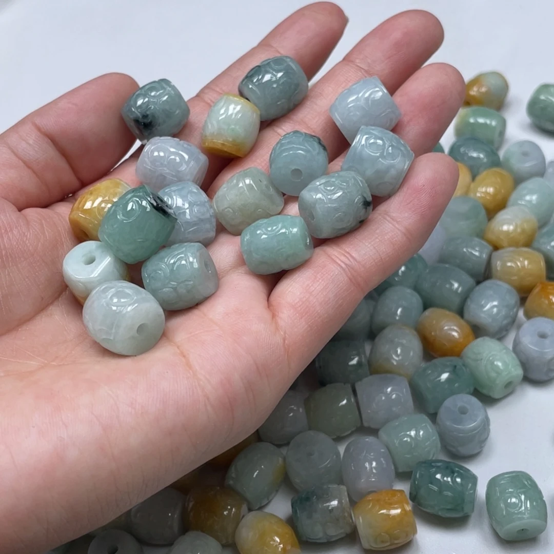 翡翠未镶嵌颈饰翡翠吊坠