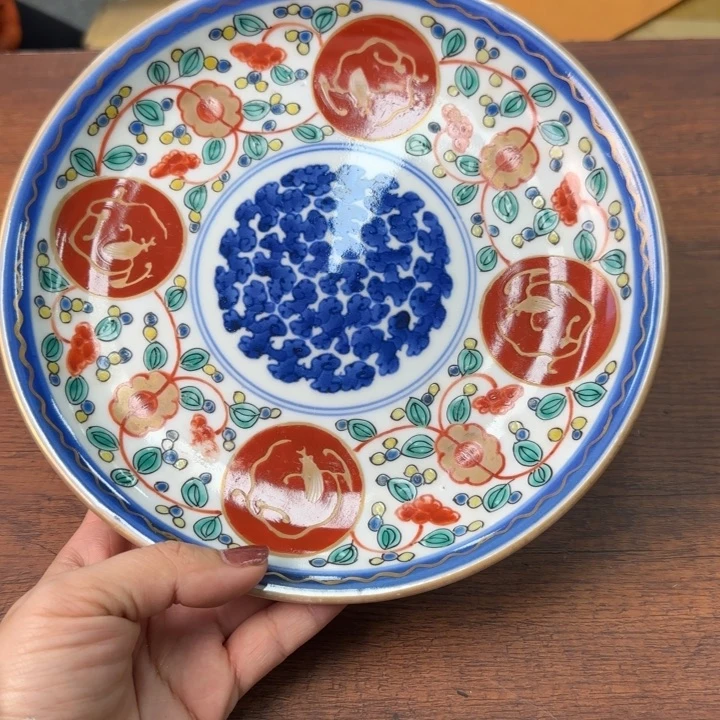 一个陶瓷物件哈哈哈哈