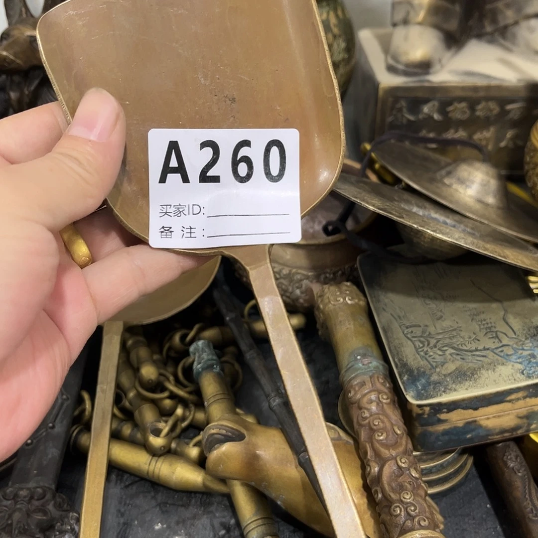 小***菲闪电购铜摆件工艺品260