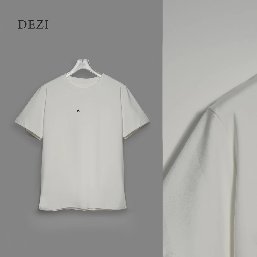 DEZI宝藏衣橱小字母圆领舒适女短袖T恤LS204066