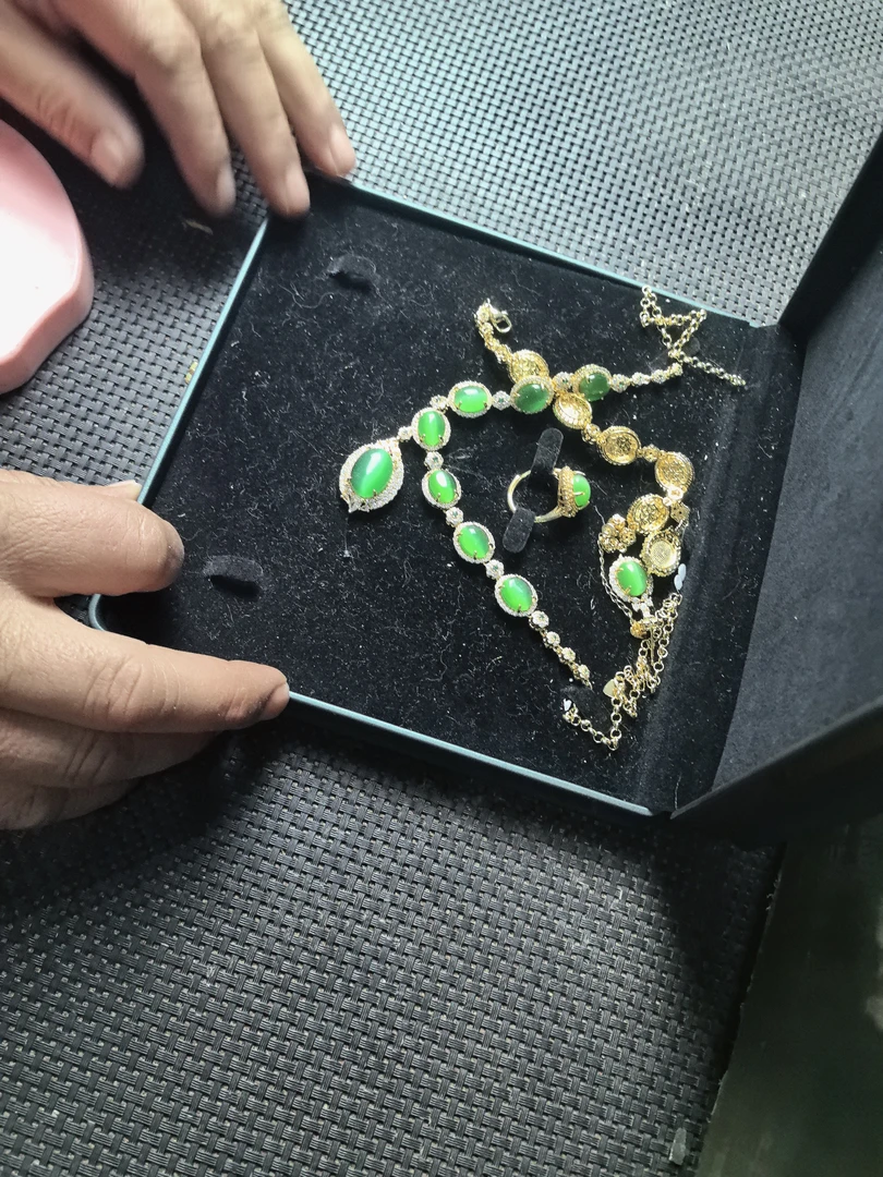 精选优质瓷器摆件