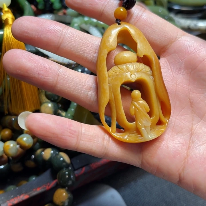 未镶嵌蛇纹石玉颈饰