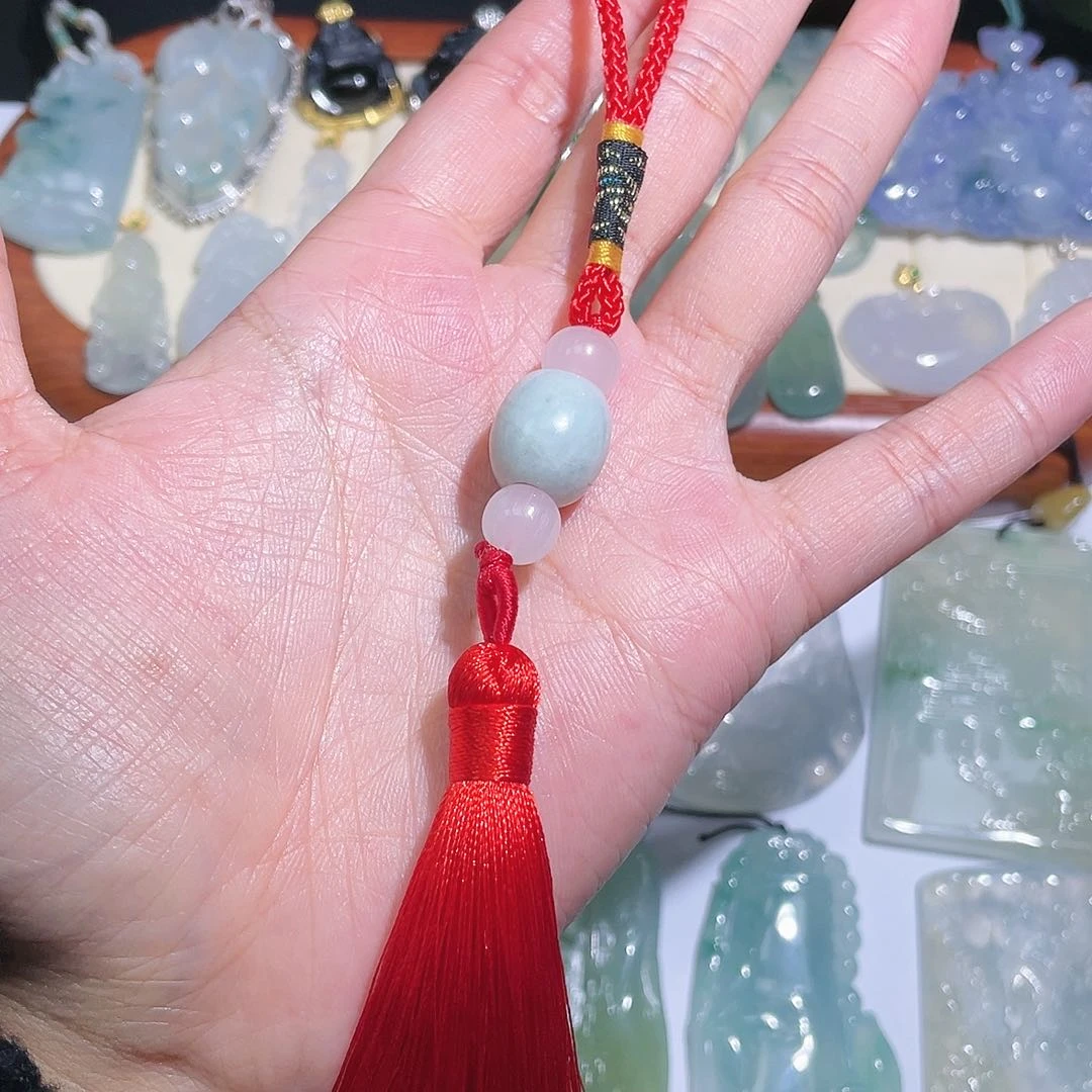 翡翠挂件未镶嵌车挂