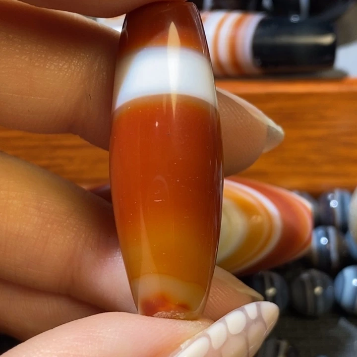 未镶嵌颈饰玛瑙/玉髓
