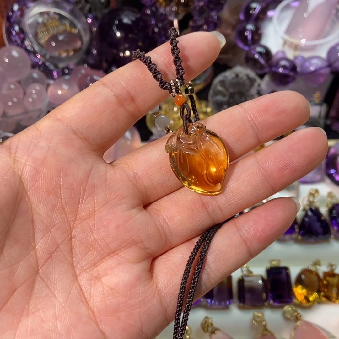 颈饰未镶嵌水晶天然水晶吊坠