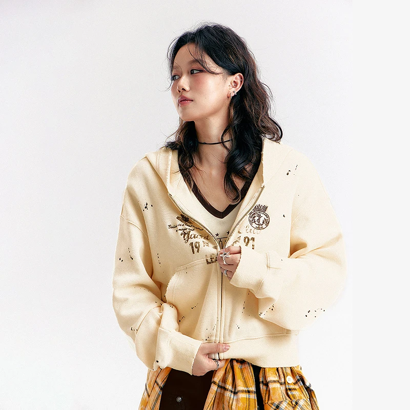 NO ONE ELSE美式复古女装运动女装秋季水洗漆点字母印花上衣开衫